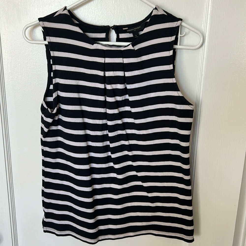 Banana Republic top